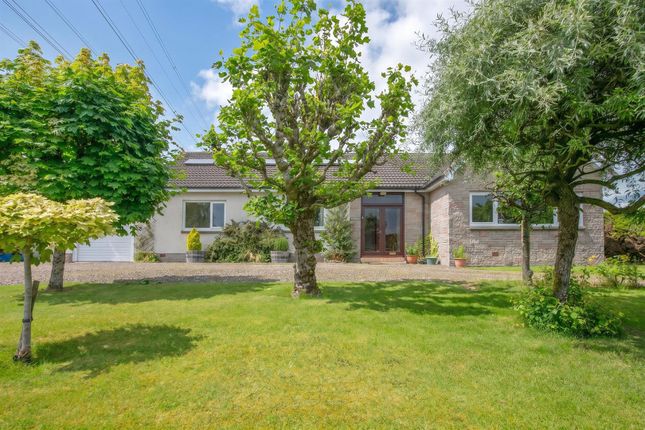 3 bed property, in Helmside, £325,000