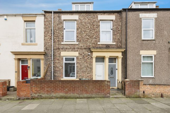 1 bed property, in William Street West, £59,950