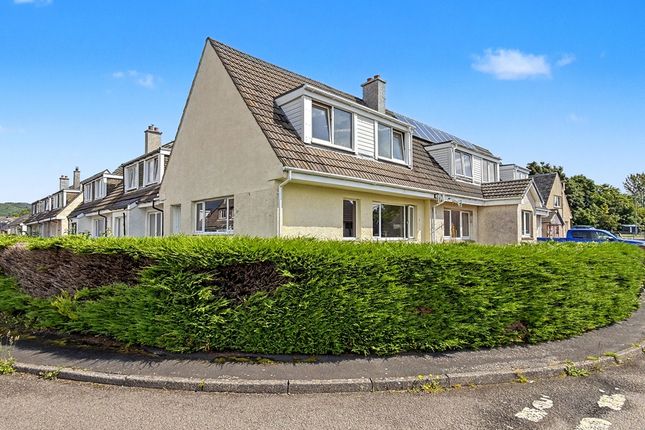 3 bed property, in Lora View, £195,000
