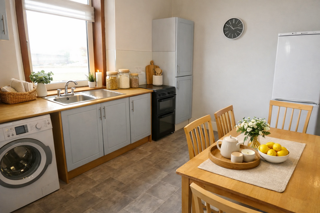1 bed property, in Summerfield Terrace, £55,000