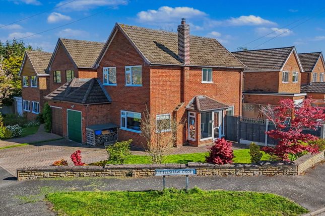 3 bed property, in Littleshaw Lane, £425,000