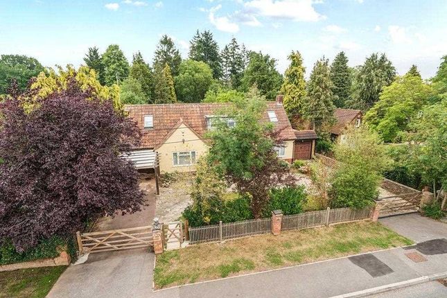 3 bed property, in The Pitons, £1,175,000