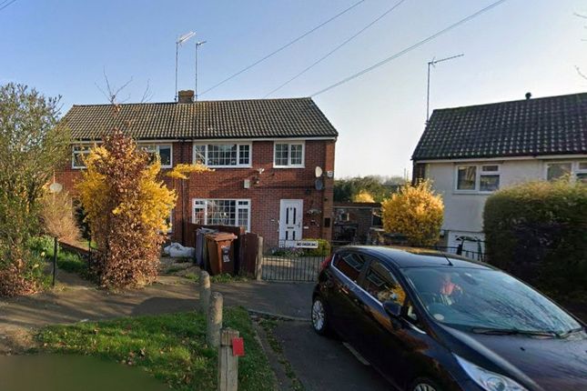 3 bed property, in Kenilworth Way, £230,000