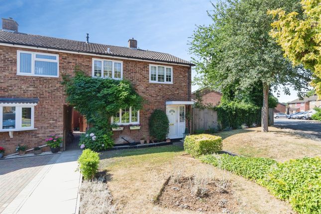 3 bed property, in Raleigh Crescent, £500,000