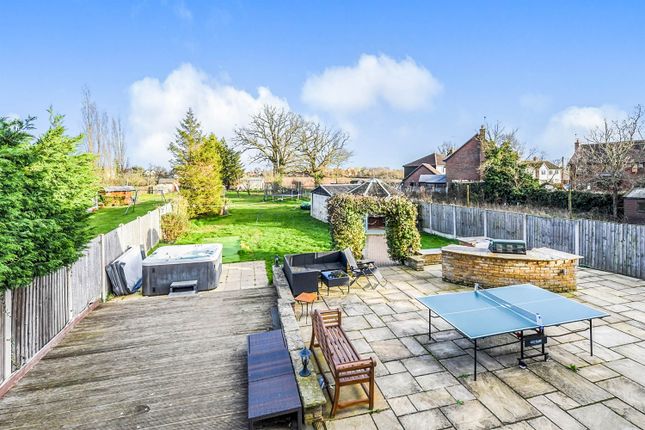 6 bed property, in Maldon Road, £850,000