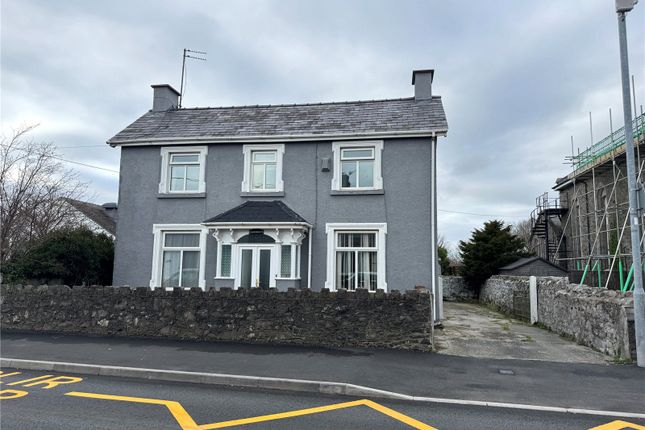 3 bed property, in Penrhosgarnedd, £275,000