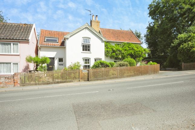 3 bed property, in The Street, £500,000