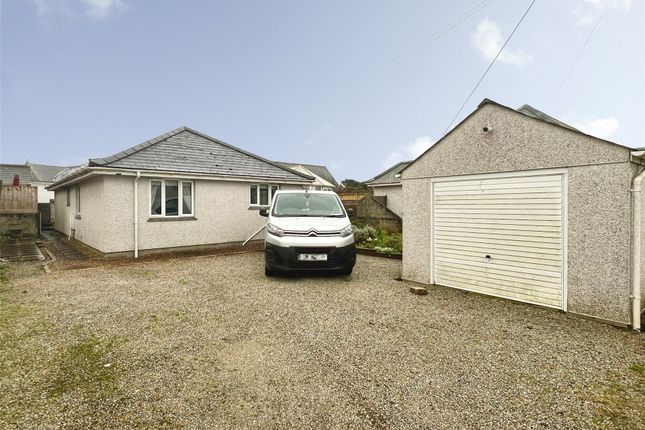 3 bed property, in Lower Broad Lane, £300,000