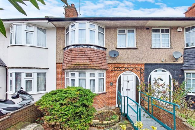 4 bed property, in Sandringham Crescent, £545,000