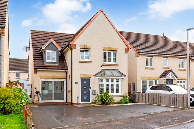 4 bed property, in 26 The Flying Scotsman Way, £365,000