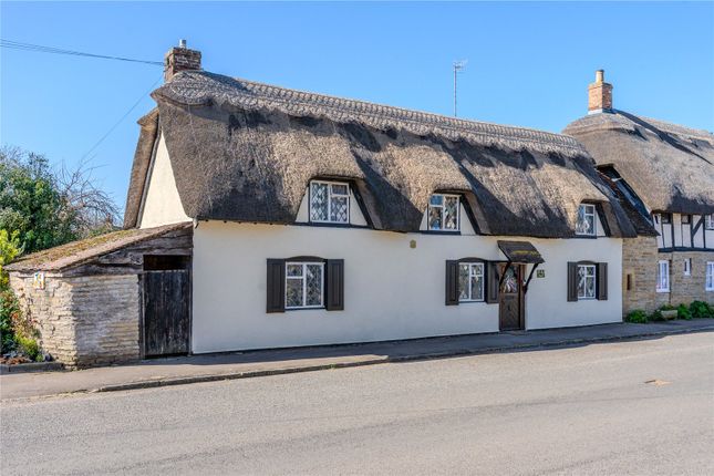 3 bed property, in Main Street, £450,000