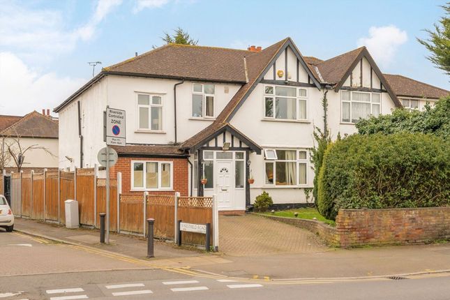 5 bed property, in Portsmouth Road, £1,495,000