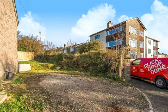 2 bed property, in Bodgara Way, £27,500