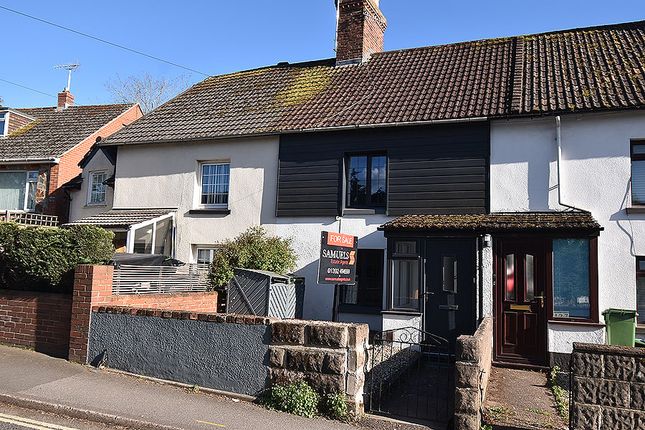 2 bed property, in Honiton Road, £220,000