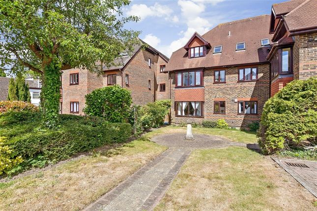 1 bed property, in St. James Road, £260,000