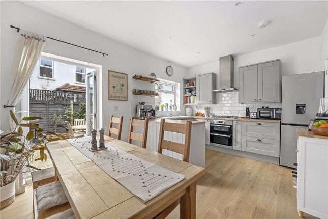 2 bed property, in Luton Road, £700,000