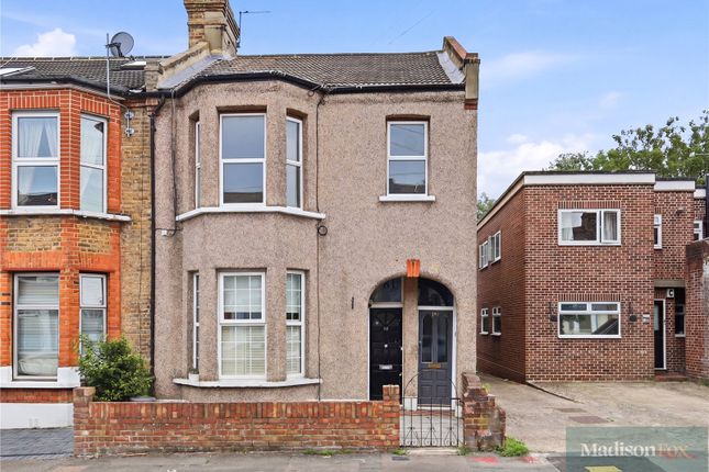 2 bed property, in Prospect Road, £375,000