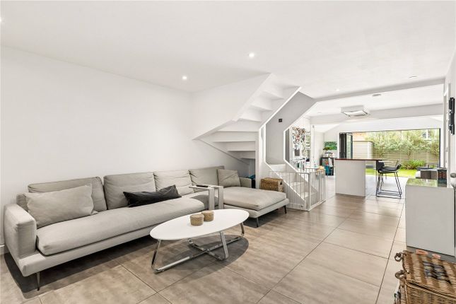 4 bed property, in Bevin Square, £1,125,000