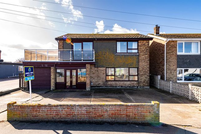 4 bed property, in The Leas, £565,000