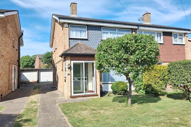 3 bed property, in Hayman Crescent, £499,950