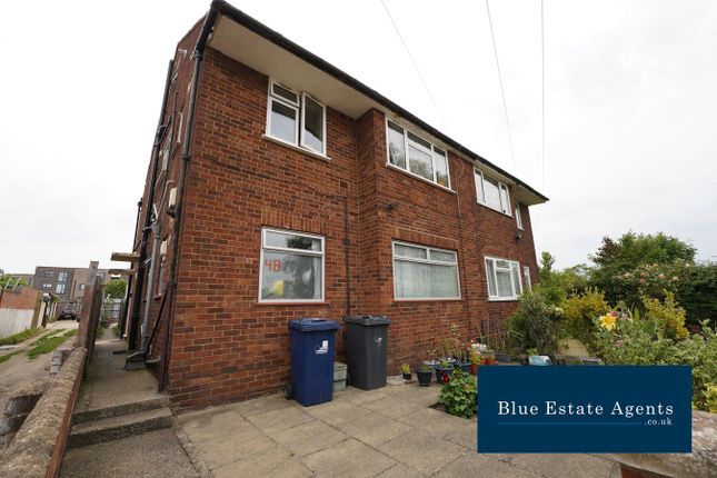 2 bed property, in Bankside, £299,950