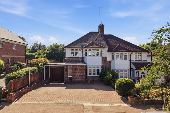 3 bed property, in Glenwood Road, £950,000