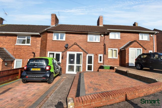 3 bed property, in Hillyfield Road, £230,000