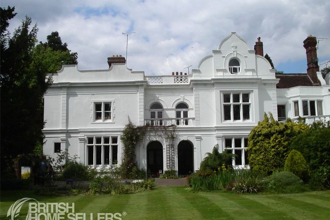 4 bed property, in Morants Court Road, £650,000