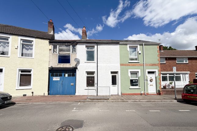 2 bed property, in Rose Street, £185,000