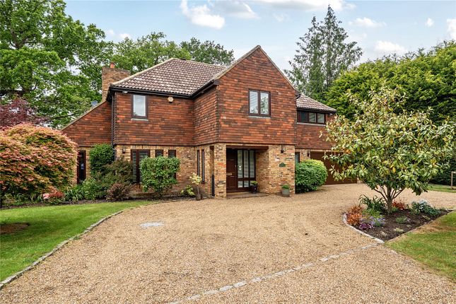 4 bed property, in Littleworth Lane, £2,395,000