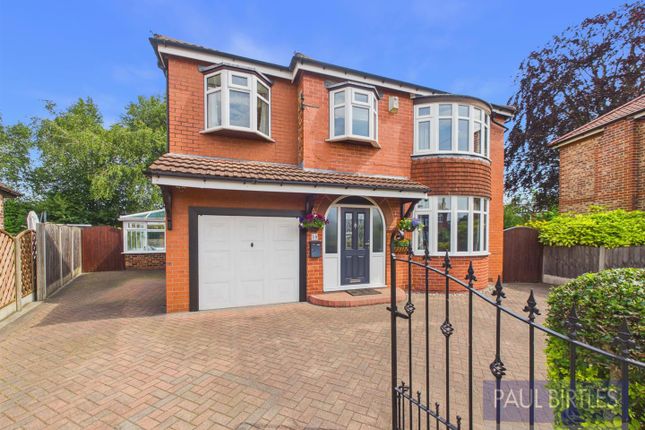4 bed property, in Glenhaven Avenue, £725,000