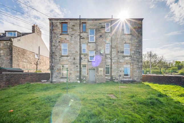 3 bed property, in 8, £33,000