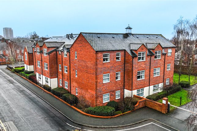 2 bed property, in Moorgate, £135,000
