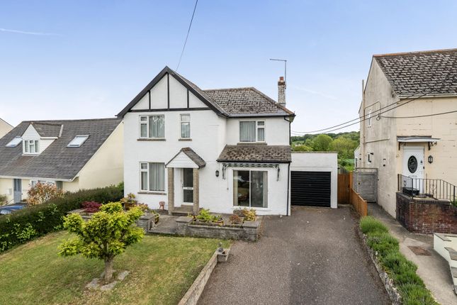3 bed property, in Lyme Road, £375,000