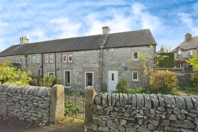 2 bed property, in Alport Lane, £210,000
