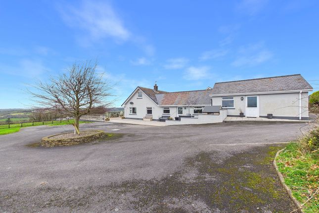 4 bed property, in Coxhill, £1,200,000