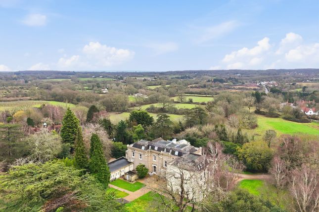 1 bed property, in Flat 4 Lilystone Hall, £350,000