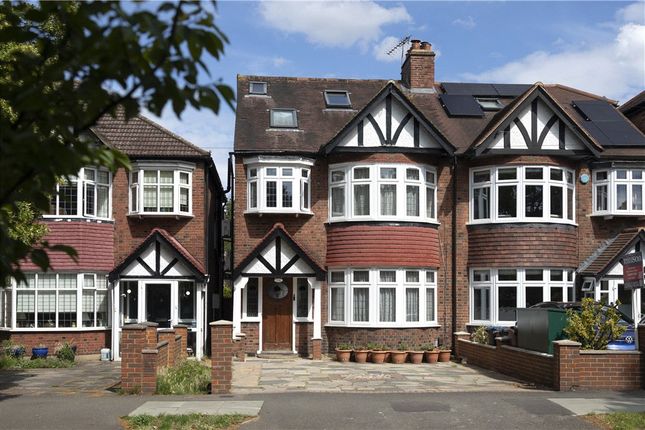4 bed property, in Poplar Road South, £1,235,000