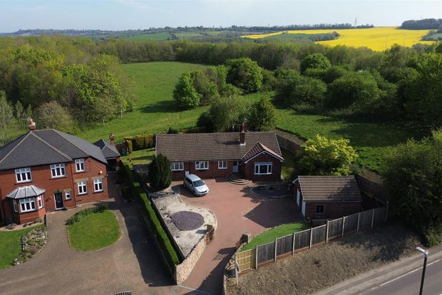4 bed property, in Mansfield Road, £450,000