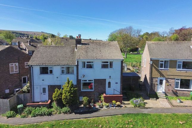 3 bed property, in 9 Hall Pasture, £175,000