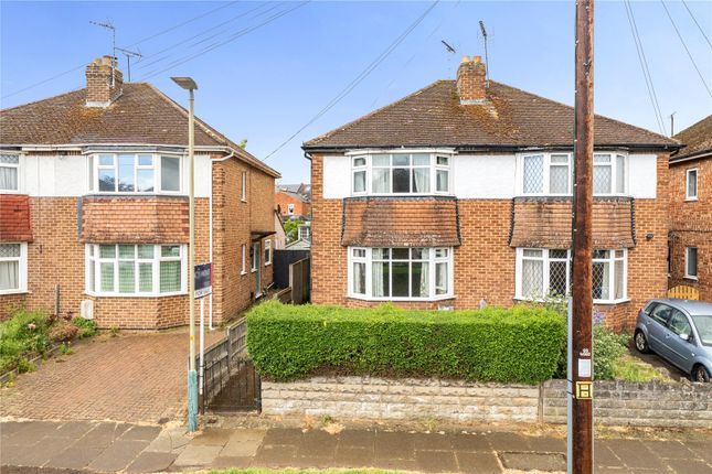 3 bed property, in Overbrook Drive, £299,500