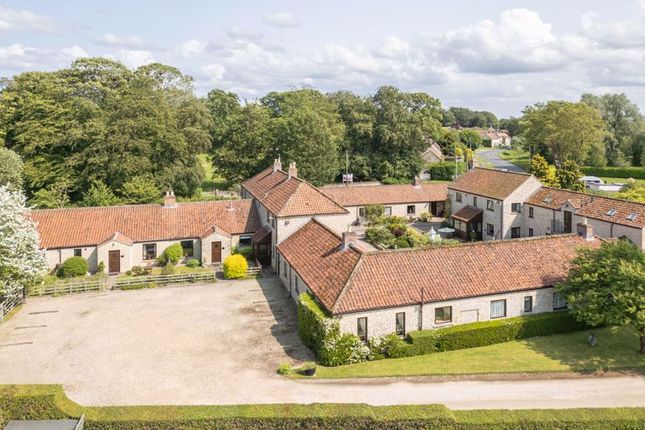 5 bed property, in Keld Head, £1,495,000
