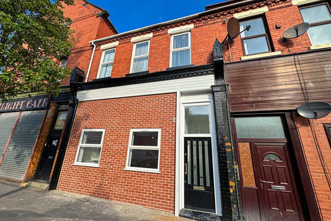 3 bed property, in Mallaby Street, £245,000