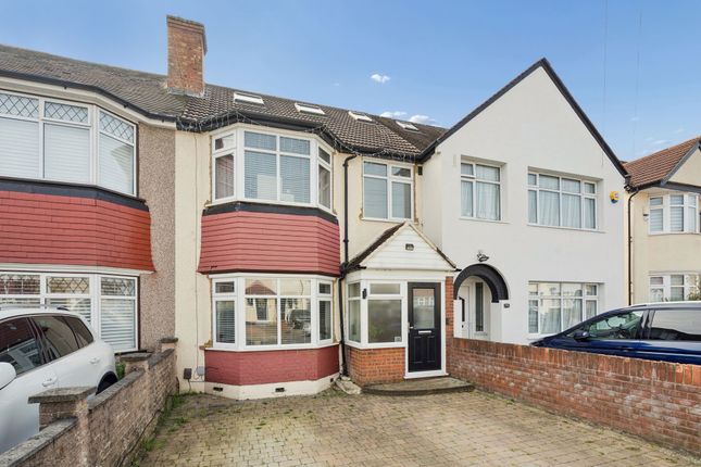 4 bed property, in Merton Avenue, £585,000