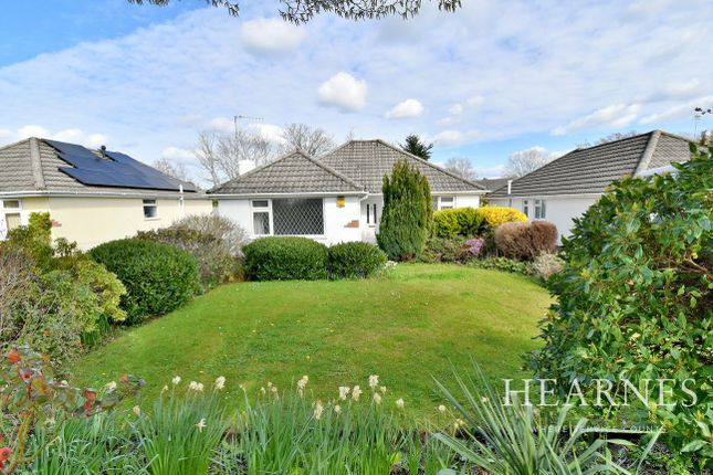 3 bed property, in Finchfield Avenue, £350,000