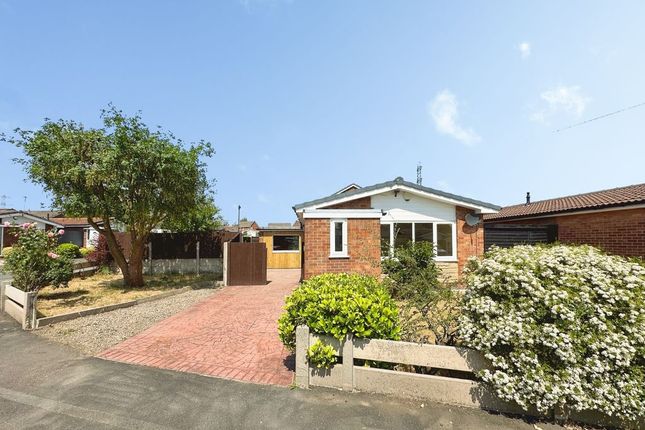2 bed property, in Stanley Road, £275,000