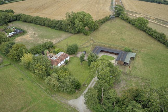5 bed property, in Nr Ashford, £975,000