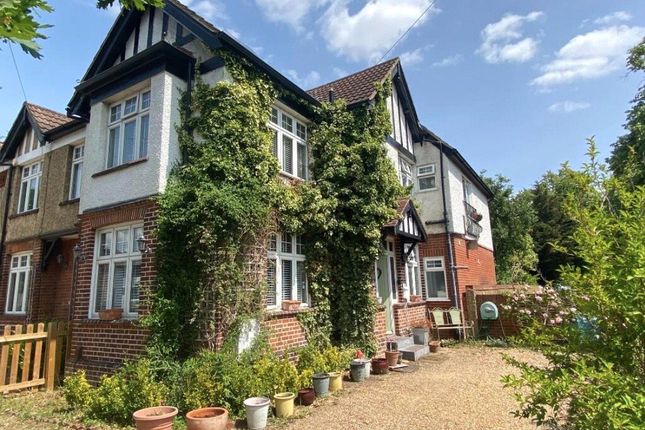 4 bed property, in Short Lane, £525,000