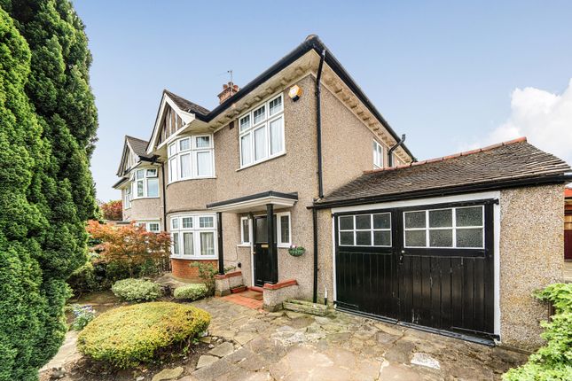 3 bed property, in Upton Gardens, £725,000