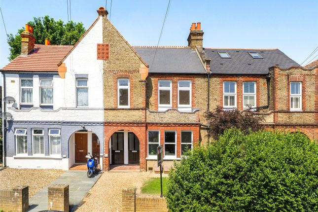 3 bed property, in Loxton Road, £525,000